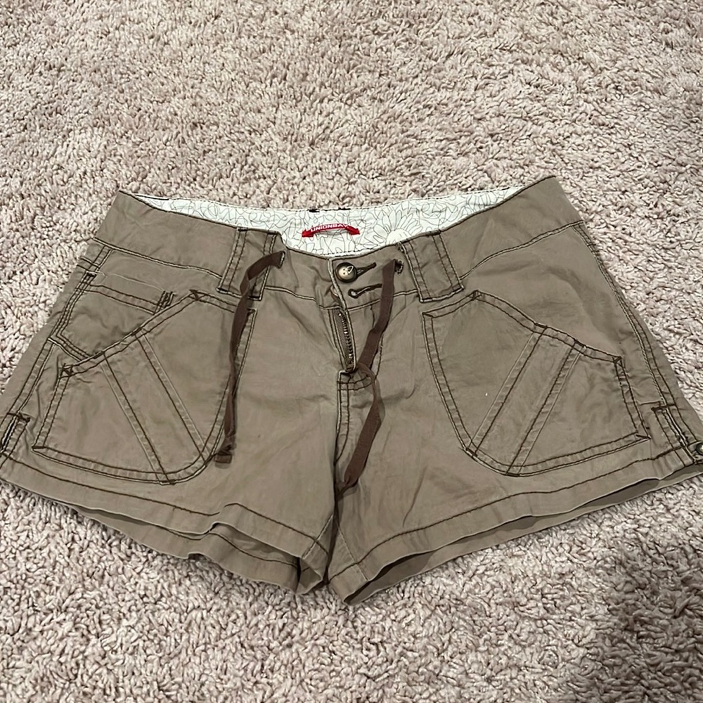 Khaki shorts